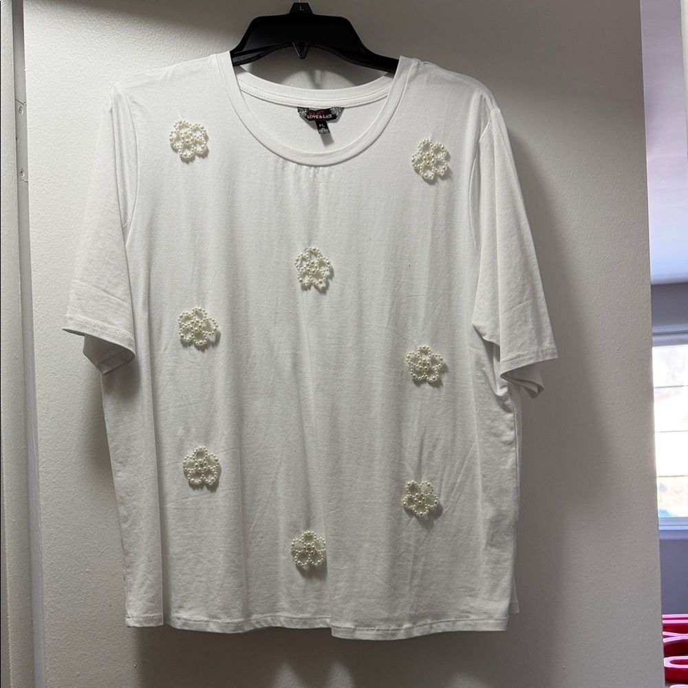 Elegant White Floral Tee